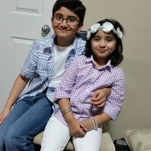 Meet your Posher, Najia